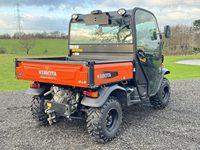 Véhicule utilitaire agricole (UTV) haut de gamme Kubota RTV-X1100C, 4 temps, 2 cylindres, 250 cm³, automatique, refroidissement par eau, certifié EPA EEC, 4 roues motrices