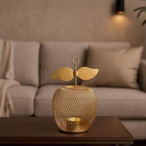Support à bougie en métal doré de qualité supérieure, design moderne et créatif, finition haut de gamme, ornement décoratif pour table, pour la maison, au meilleur prix - Product Image 4