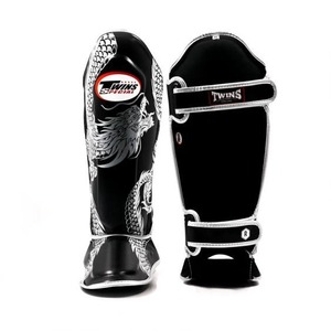 Protège-tibias personnalisés Black Dragon Twins légers et écologiques en cuir de vachette véritable avec fermeture auto-agrippante et rembourrage en mousse - Product Image 1