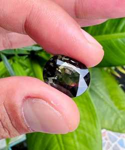 พลอยทัวร์มาลีนสีดำธรรมชาติทรงรี 2.00 กะรัต ZUBEDA GEMS and JEWELLRY สำหรับทำเครื่องประดับ ขายส่ง - Product Image 1