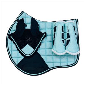 Conjunto de Equipo de Equitación con Silla de Montar Acolchada Brillante, Botas y Orejeras - Product Image 1