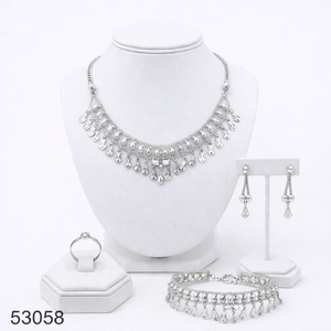 Elegante Juego de Collar y Pendientes de Cadena de Cuerda de 16 Pulgadas con Diseño de Hoja y Circones Chapados en Oro Natural Sólido para Mujer, Modelo 53057 - Product Image 2