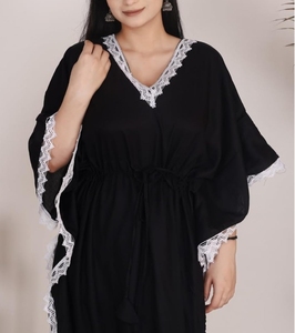 New 2026 Dubai Beautiful Black Breathable Turkish Style Polyester Floor Length Women's Abaya Islamic Clothing for Saudi Arabia - Product Image 2