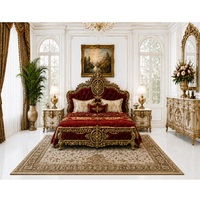 Ensemble de lit king size ravissant de style rococo, tables de chevet en teck de qualité supérieure, meubles de chambre à coucher durables et luxueux de style antique pour villas au Royaume-Uni