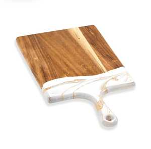Planche à découper carrée en bois de noyer durable, faite à la main, avec poignée en résine époxy blanche, idéale pour servir des charcuteries - Product Image 1