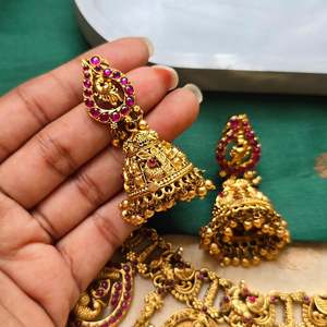 <b>Ruby</b> Lakshmi Short Bridal Fine Jewelry <b>Necklace</b> Set - Product Image 2