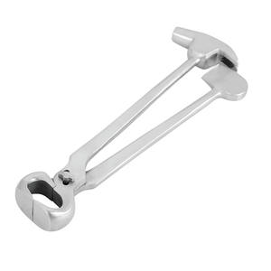 Herramienta Multifunción 3 en 1 para Herrador: Cortaúñas, Extractor de Zapatas, Martillo y Pulidor de Cascos, Fabricada en Acero Inoxidable con Certificación CE e ISO - Product Image 1