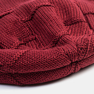 Gorro de Punto Rojo Unisex, 100% Acrílico, para Uso Casual en Invierno, para Adultos, con Diseño de Puño Acanalado - Product Image 5