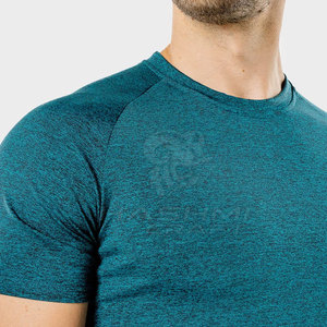 เสื้อผ้ากีฬาดีไซน์ยืดหยุ่น แห้งเร็ว เพิ่มประสิทธิภาพการเคลื่อนไหวและประสิทธิภาพตลอดวัน - Product Image 4