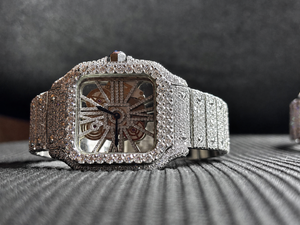 Montre-bracelet mécanique classique pour homme, sertie de diamants et de moissanite, boîtier carré en acier inoxydable, affichage analogique - Product Image 1