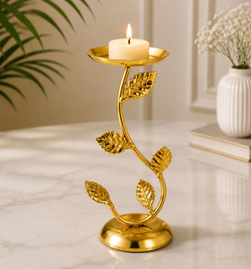 Porte-bougie de luxe en métal avec finition dorée et motif feuille – Décoration de table pour mariage, fêtes et dîners – Support à bougie de haute qualité - Product Image 1