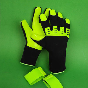 Guantes de Portero de Fútbol Profesionales Personalizados de Excelente Calidad para Hombre, Guantes de Portero Deportivos de PU en Venta - Product Image 4