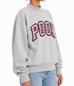 เสื้อสเวตเชิ้ตคอกลมแบบวาร์ซิตี้สำหรับผู้หญิง Pook Wholesale Custom Love Hurts  แบบสบายๆ สไตล์ Preppy  ตกแต่งด้วยผ้า Chenille Tackle Twill  สำหรับใส่ไปมหาวิทยาลัย - Product Image 4