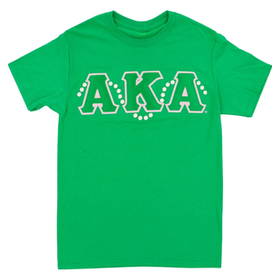 Camiseta AKA Green Pearl con letras griegas adornadas, cuello redondo, informal para mujer, color verde - Product Image 1