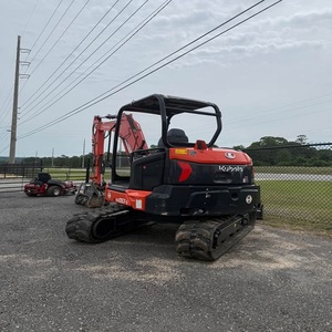 Excavatrice robuste Kubota KX057-5 adaptée aux travaux de terrassement, aux fossés utilitaires et aux projets de construction commerciale - Product Image 2