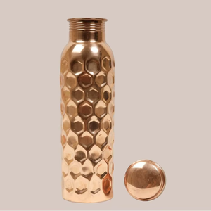 Bouteille en cuivre brillant effet diamant, créations antiques, cuivre pur, ayurvédique, gravée, martelée, écologique, design classique, 1000 ml - Product Image 2