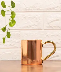 Mug en cuivre pur de qualité supérieure avec finition martelée, tasse de qualité alimentaire pour boissons froides, cocktails et usage en bar, disponible à la vente - Product Image 4