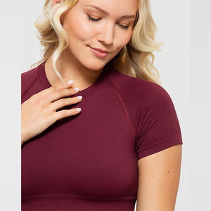 Top Deportivo Corto para Mujer, Personalizado con Logotipo OEM, Cuello en V, Corte Ajustado, 100% Algodón, Precio de Fábrica, Venta al Por Mayor, Alta Calidad - Product Image 5