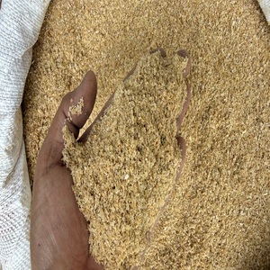 Poudre et granulés de son de blé pour l'alimentation animale, complément de fibres naturelles, riche en protéines, séché dans l'Uttar Pradesh - Product Image 1
