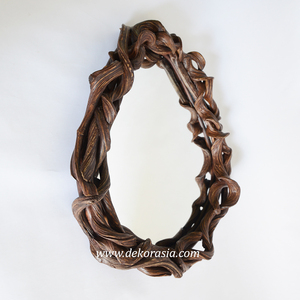 Miroir décoratif mural Kasela, miroir élégant et stylé pour la décoration intérieure moderne - Product Image 4