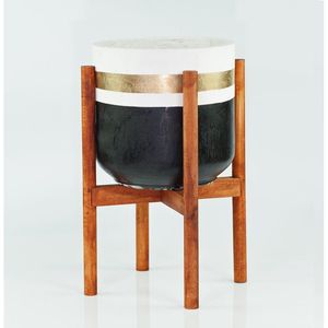 Maceta Moderna de Metal con Patrón Geométrico, Acabado Esmaltado, Soporte de Madera, Macetero Interior, Diseño Minimalista - Product Image 3