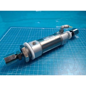 Cylindre pneumatique à double effet SMC CDM2W (Max 1,0 MPa) CDM2WB40-5-30-C73L-KRE039 Cylindre pneumatique à double tige utilisé comme il est, sans modification - Product Image 5