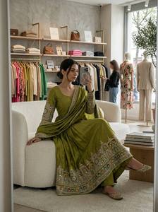 Green <b>Velvet</b> <b>Women's</b> Embroidered Woven Reversible Anarkali Suit Set with Dupatta Traditional Wedding Dress - Product Image 2