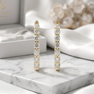 Boucles d'oreilles créoles éternelles serties de barres ovales 5.60CTW - Product Image 1