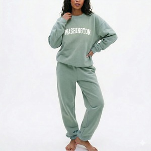 Ensemble de survêtement personnalisé en gros pour homme : sweat à capuche à manches longues et pantalon de jogging uni, style streetwear hiver - Product Image 3