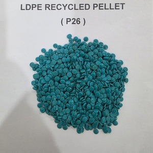 Gránulos Reciclados de LLDPE Gris Cilíndricos Grado Película Soplada Reforzada Origen Indonesia - Product Image 4