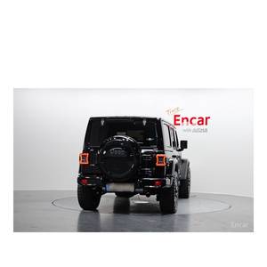 Jeep Wrangler 2.0 Overland 2021, SUV de 4 Puertas, 45,861 km, Caja de Cambios Automática, Asientos de Tela con Cámara Trasera, Volante a la Izquierda - Product Image 4