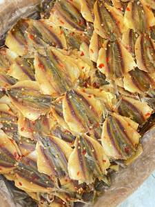 Pescado Amarillo Seco con Rayas, Marinado con Chile Picante, Pescado Seco al Sol, Ingrediente para Cocinar, Pescado Amarillo Seco de Vietnam - Product Image 2