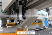 Centre d'usinage CNC pour le bois de haute performance MS8-1328, zone de travail 1300*2800mm, machine à sculpter le bois avec changement d'outil automatique