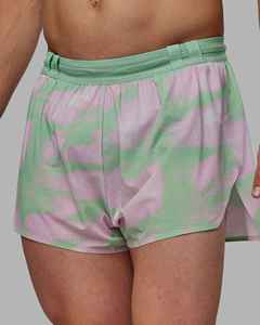 Shorts de course pour hommes à taille élastique, séchage rapide, style sportif, 100 % polyester, taille mi-haute, longueur courte, imprimé par sublimation - Product Image 1
