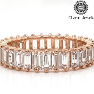 Anillo de Compromiso Charm Jewells con Moissanita, Banda de Eternidad, Plata 925, Chapado en Oro de 14K, Engaste de Garras, Corte Cojín, Clásico para Mujer, Certificado IGI - Product Image 5