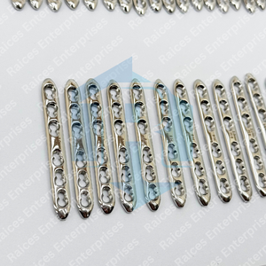 ORTHOCORE Placas de Compresión con Bloqueo de 2.4mm, LCP, Acero Inoxidable, Rectas, Implante Ortopédico Veterinario para Perros y Cabras - Product Image 4