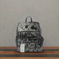 Ransel kulit sapi: dibuat dengan rambut alami