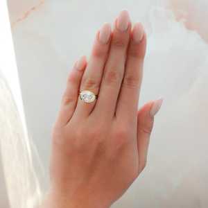 Anillo de Diamante Ovalado de 4 Quilates en Oro Real de 14k y 18k, Anillo de Compromiso con Bisel East West, Diamante Cultivado en Laboratorio CVD HPHT IGI, Fabricante - Product Image 2