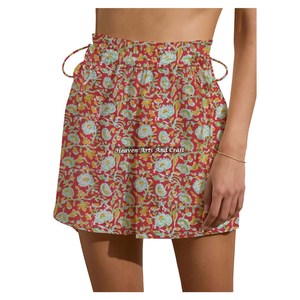 Nouveaux shorts de week-end à cordon de serrage imprimés Sanganeri pour femmes, vêtements de détente d'été en coton, shorts de week-end à cordon de serrage imprimés, shorts de plage pour femmes - Product Image 2