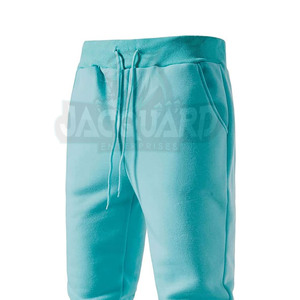 ชุดวอร์มผ้าฟลีซสำหรับฤดูหนาว ออกแบบมาเพื่อให้คุณอบอุ่นโดยไม่ต้องเสียสละสไตล์ ทำจากวัสดุผ้าฟลีซหนาและคุณภาพสูง - Product Image 6