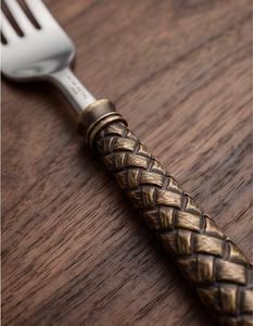 Service de couverts Heritage Lattice 5 pièces en acier inoxydable avec poignées PVD laiton antique, accessoires de fête, idéal pour les restaurants - Product Image 2