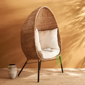 HNH 공예 새 의자 컬렉션에서 거실 침실을위한 천연 등나무 계란 의자 솔리드 메탈 베이스 아이코닉 등나무 의자