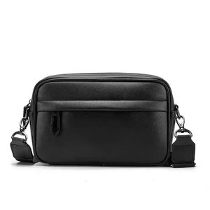 Sac banane tendance en PU avec chaîne, fermeture éclair, sac de ceinture bandoulière pour femme, idéal pour les voyages, la randonnée, la course et le cyclisme, compatible avec les téléphones - Product Image 6