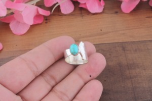 Bague artisanale vintage ovale en turquoise, sertie de pierres précieuses dans un cadre en argent sterling, pour mariage ou fête, unisexe - Product Image 2