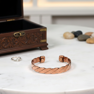 Pulsera de Terapia Magnética de Cobre Puro Hecha a Mano - Brazalete Trenzado para Alivio del Dolor de Artritis y Bienestar - Product Image 4