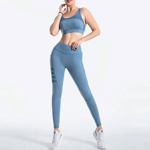 Ensemble de vêtements de sport nouvelle collection, directement de l'usine, avec haut en mesh et leggings évasés, d'un fabricant sur mesure pour l'exportation B2B. - Product Image 4