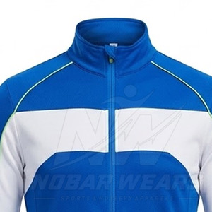 Chaqueta de Ciclismo Funcional con Superficie Resistente al Viento, Diseño Ligero, Cierre Frontal Completo, Tejido Transpirable y Apariencia Deportiva - Product Image 6