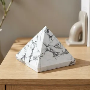 Pyramide en howlite naturelle, pierre de guérison, énergie Feng Shui, décoration de méditation, fabricant et fournisseur en gros d'Inde - Product Image 2