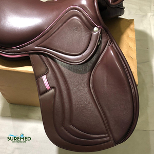 Silla de Montar Inglesa de Cuero Duradera y Reutilizable para Hospital Veterinario y Herramientas de Herrador - Product Image 5