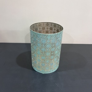 Porte-bougie décoratif en fer forgé de style artisanal avec design marocain Modèle V616 pour la décoration de la maison - Product Image 2